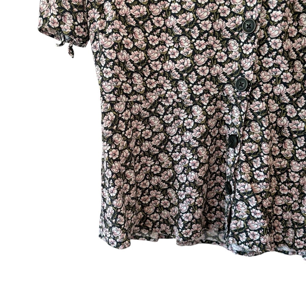 NAME YOUR PRICE • LOFT Black Floral Button Down Top Blouse Tie Sleeves Size 8 - Picture 4 of 9
